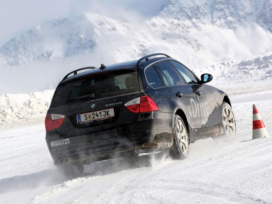  BMW 330xd Touring 2006 года  (фото 2 из 16)